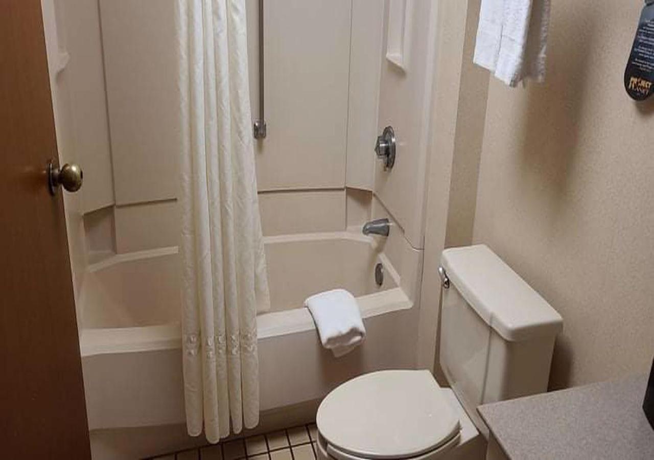 Auburn Place Hotel & Suites Cape Girardeau Bagian luar foto