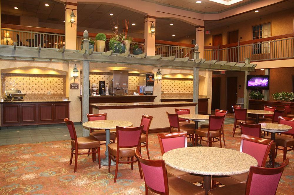Auburn Place Hotel & Suites Cape Girardeau Bagian luar foto